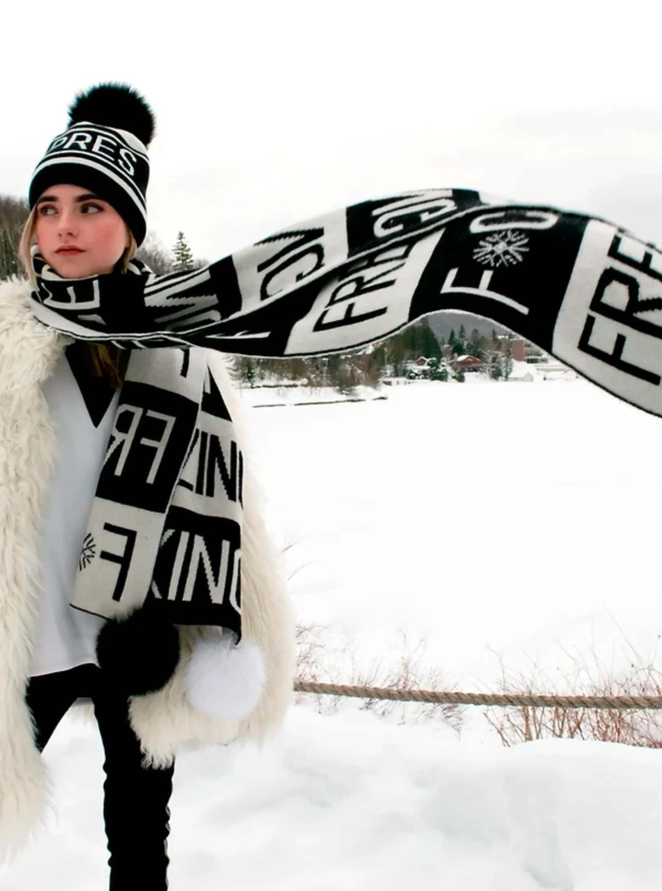 F*cking Freezing Knitted Scarf [Black/White-SCIM25]