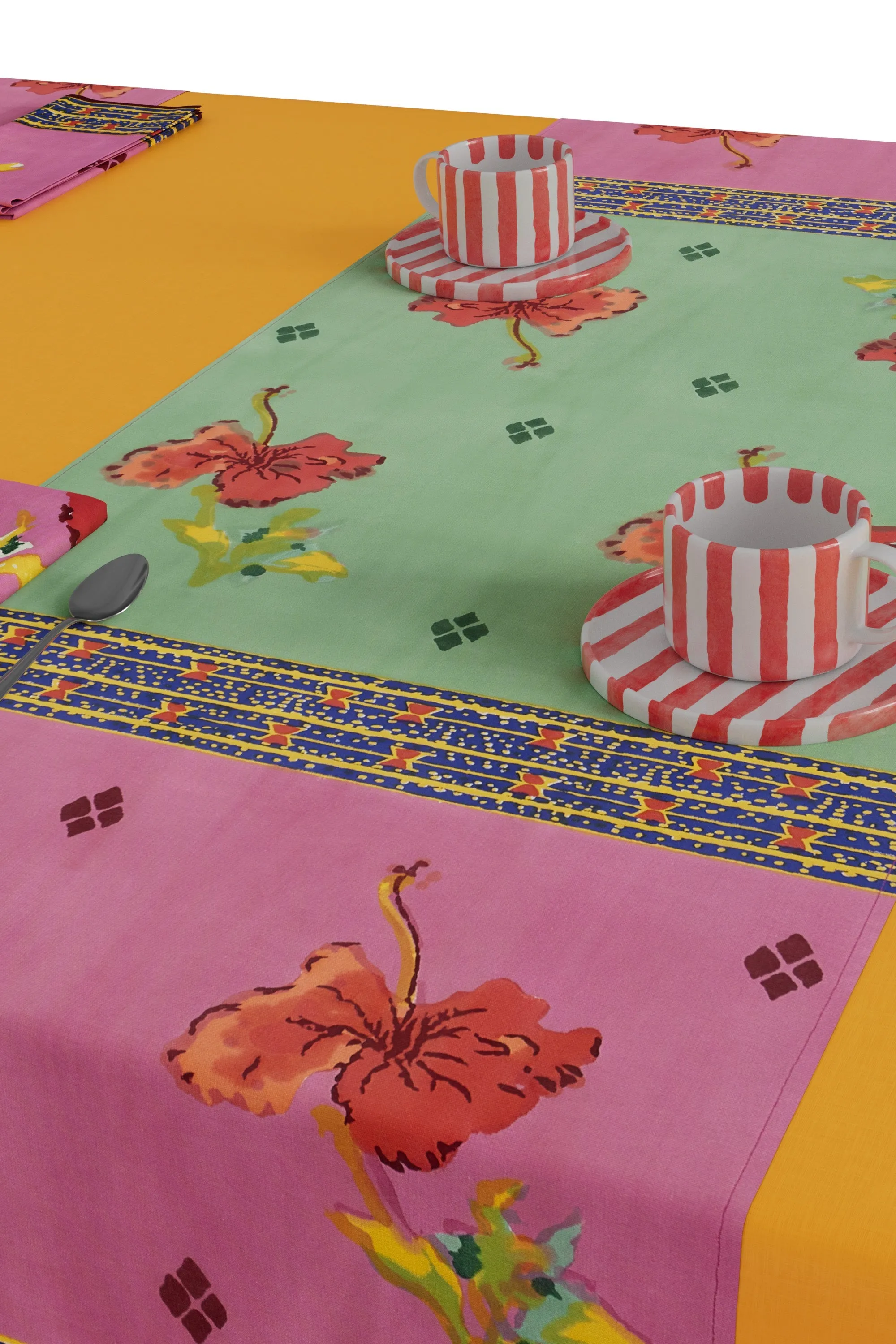Table Runner in Green and Pink Ibisco
